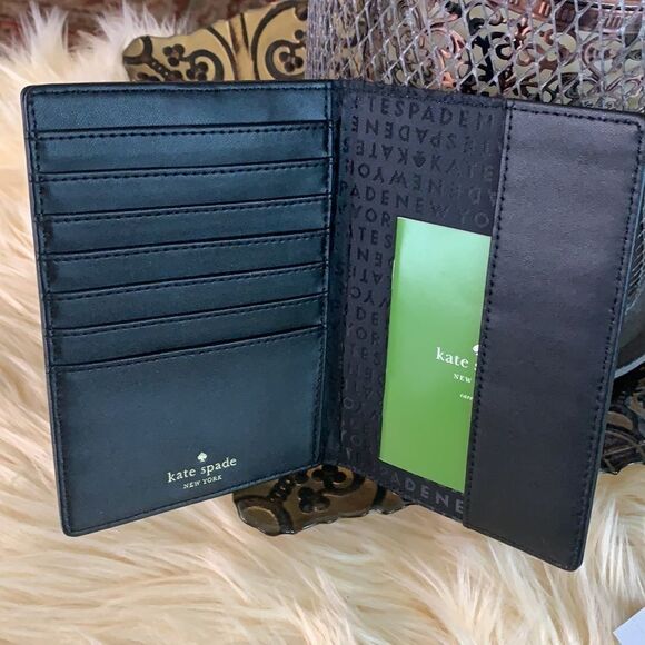 KATE SPADE PASSPORT HOLDER BLACK - Picture 3 of 9
